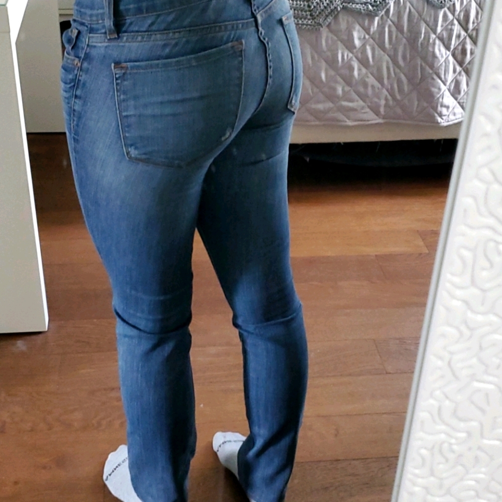 J BRAND JEANS - Picture 2 of 3